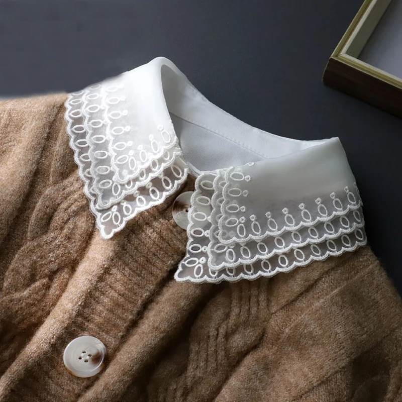 

Women Lapel Fake Collar Female Neckwear Shirt Detachable Half Shirt Collar Blouse Button Ties False Collar Clothing Accessories