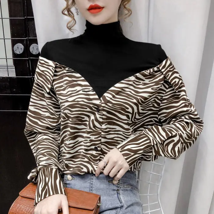 

Design Sense Fashion Leopard Grain Fake Two Shirts New 2021 Female Bottoming Blouses Slim Coat
