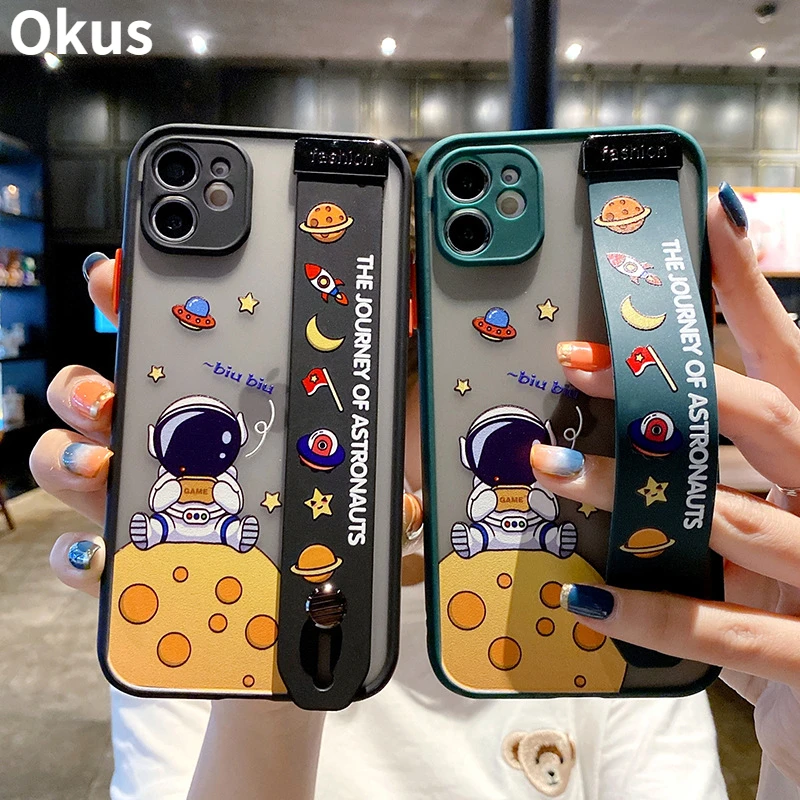 

Cute Cartoon Space Astronaut Wrist Band Bracket Phone Case For iPhone 13 12 11 Pro Max XR XS X 6 7 8 Plus Matte Hard Back Cover