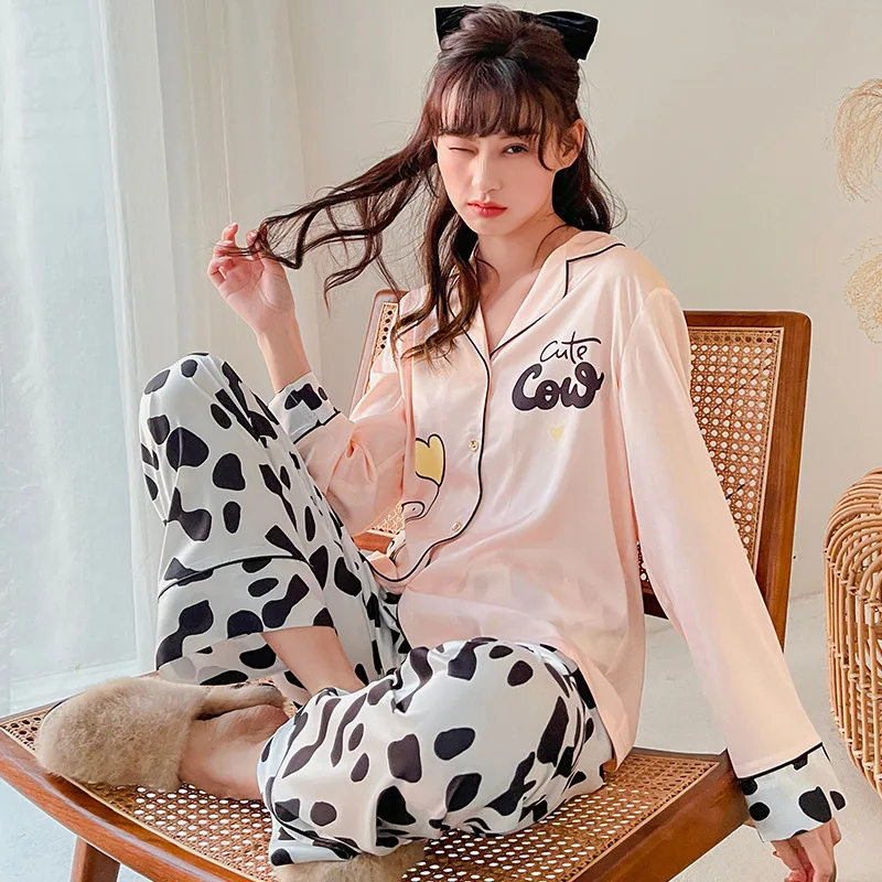 

Satin Ladies Pajamas Set for Spring and Autumn Thin Long Sleeve Trousers Suits Home Wear Checkered Tiger Printed Fashion Suit