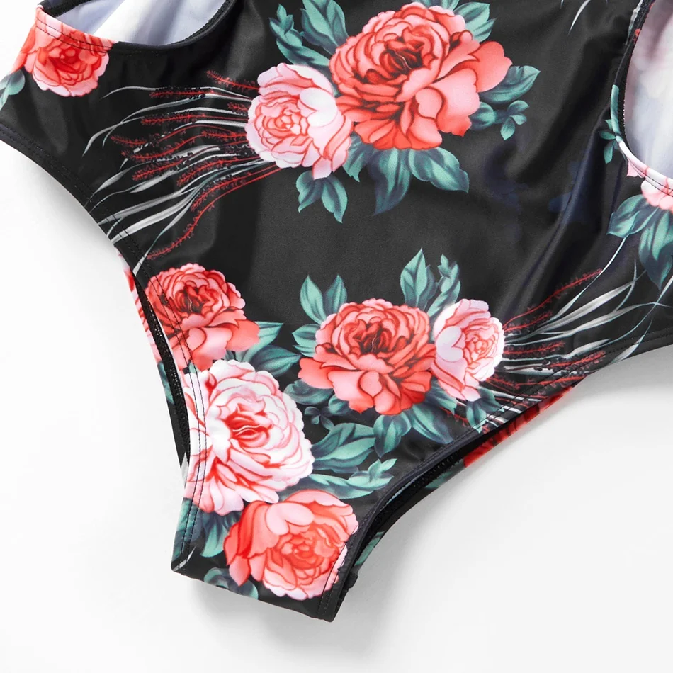 

PatPat New Arrival Summer Flounce Floral Print Matching Family Swimsuits Family Look Floral full print Color block One-piece Set