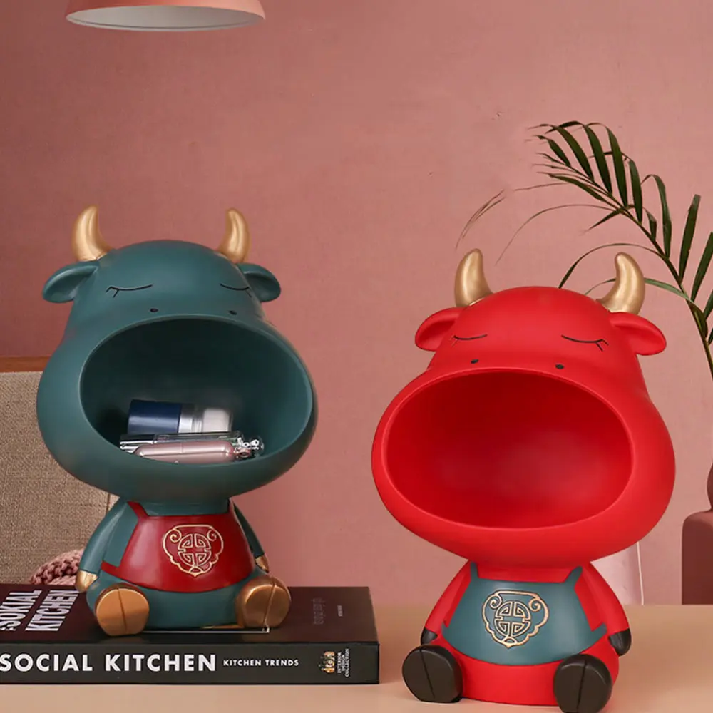 

1PC Cartoon Cow Year Storage Ornament Modern Simple Cattle Decoration (Red L)
