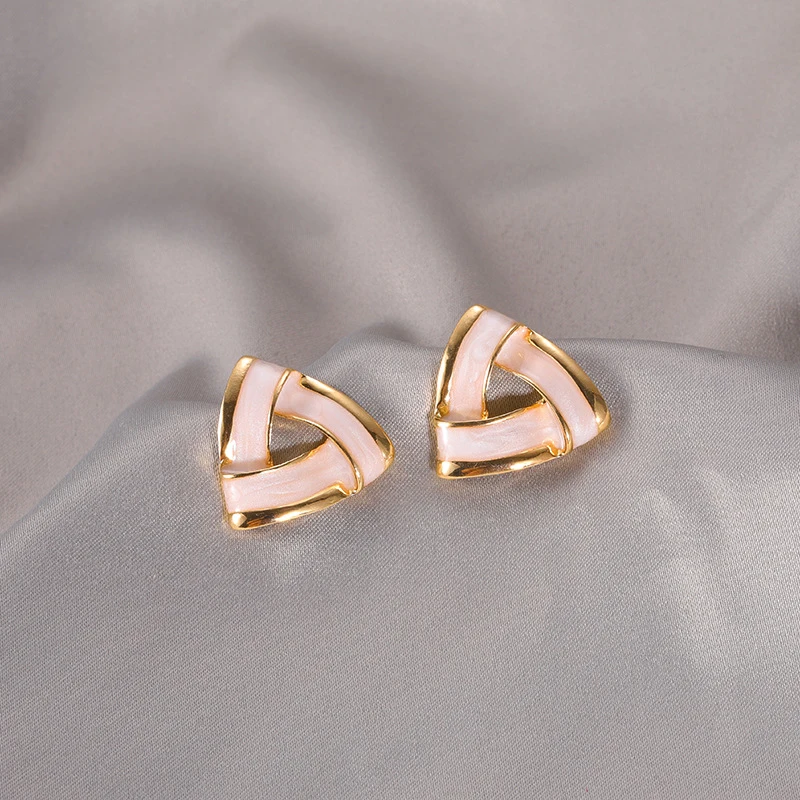 

Women Fashion Temperament simple triangle drop oil commuter earrings earrings female earrings