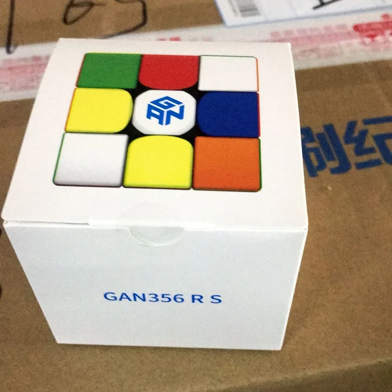 

Hot Selling Original Gan356 R Updated RS 3x3x3 Cube Gans 356R magic Cube Professional GAN 356 R 3x3 Speed Twist Educational Toys