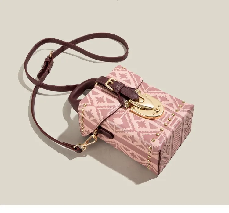 

Maxdutti, британский стиль, ретро, квадратный мессенджер, повседневные модные сумки для женщин, Эксклюзивная дизайнерская сумка для подмышек фр...