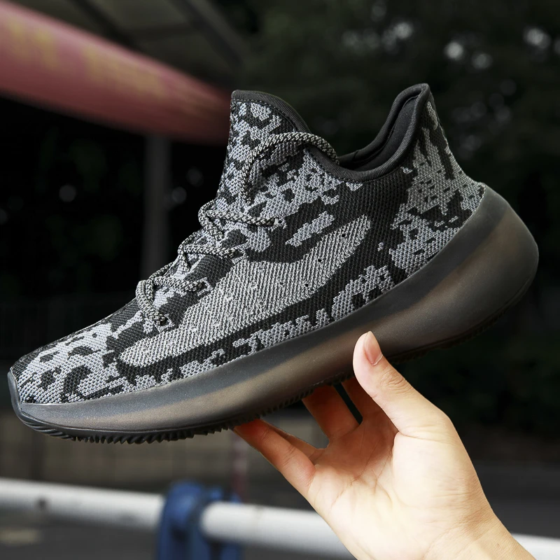 

2021 Men's Shoes Outdoor Leisure Running Shoes Explosive Style Coconut Shoes Luminous Shoes Sports Shoes Student Trendy Shoes