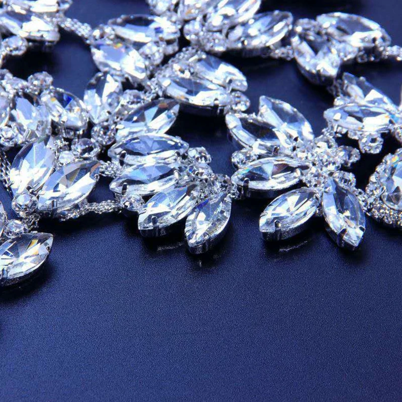 

Crystal Face Decoration Shining Rhinestone Head Chain Performance Show Props Forehead Jewelry Gatsby Accessory C6UD