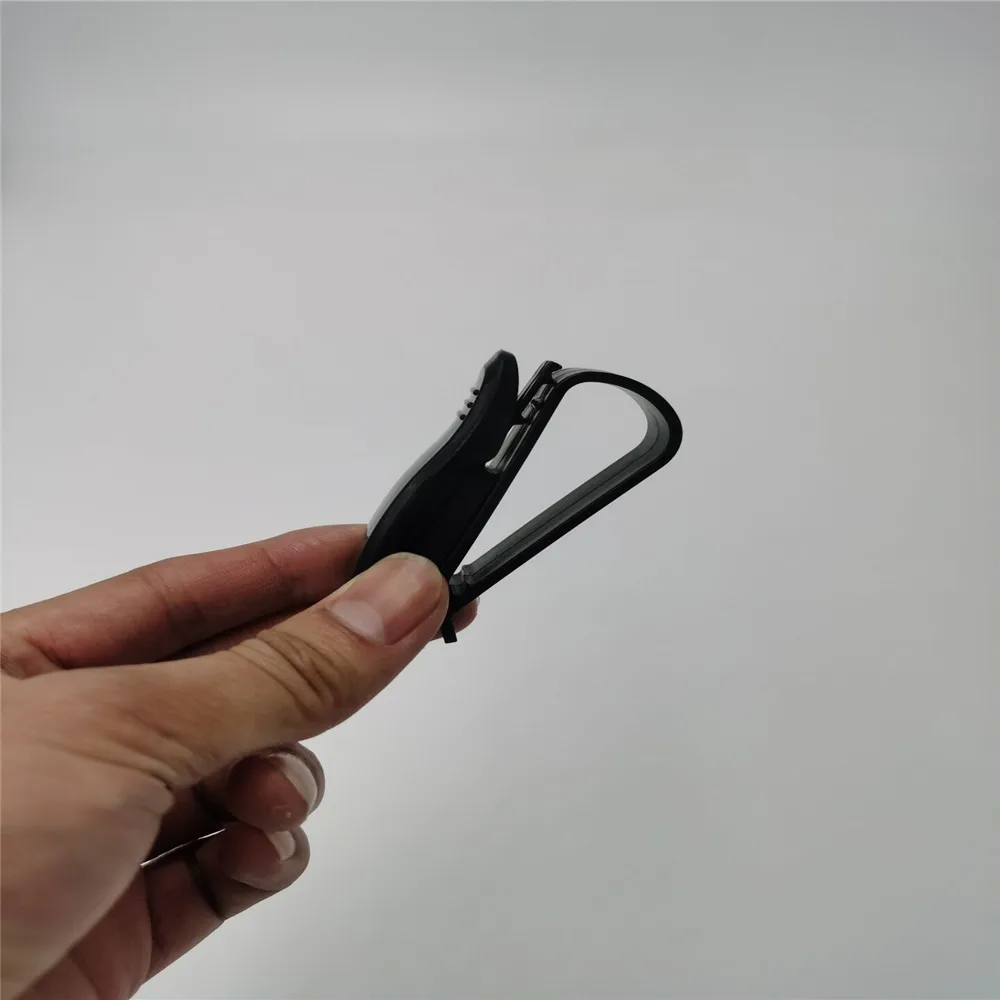 Автомобильный зажим для очков и карт с креплением vw golf 5 passat b6 renault clio solaris astra h mercedes