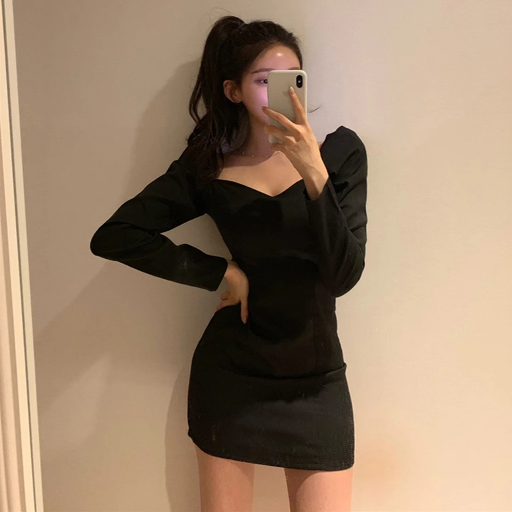 

Korean Ins Classic French Retro Heart Collar Deep V Sexy Design Slimming Sheath Temperament Dress Short Skirt