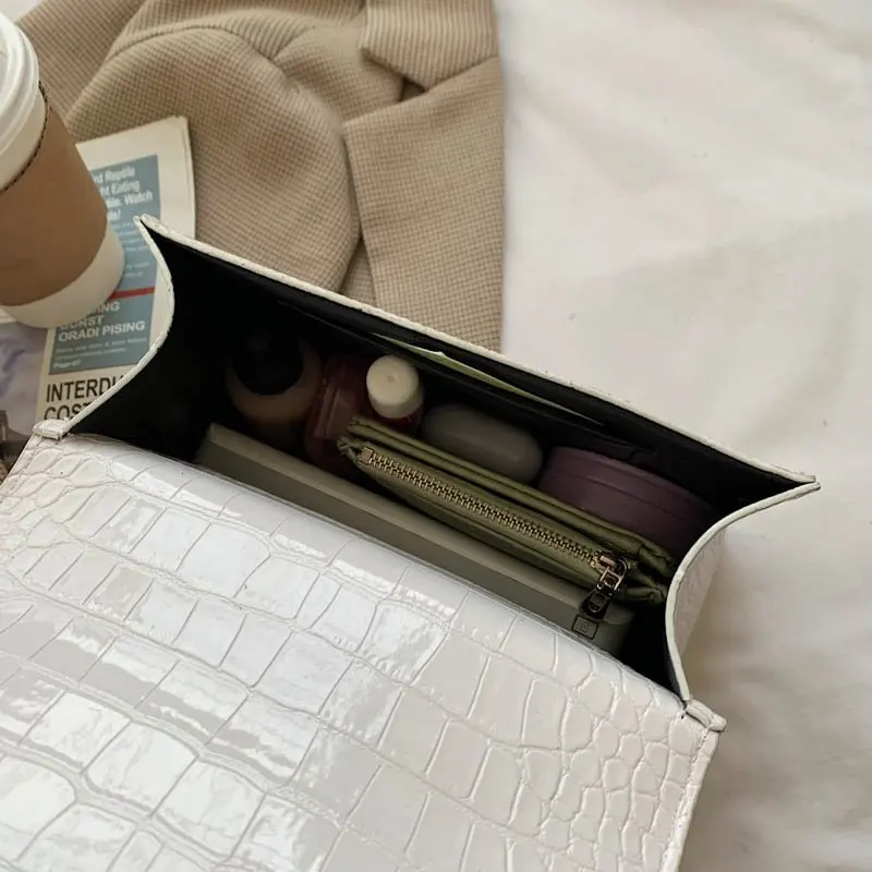 

New luxury classic ladies shoulder bag solid color texture pleated handbag high quality all-match designer ladies handbag