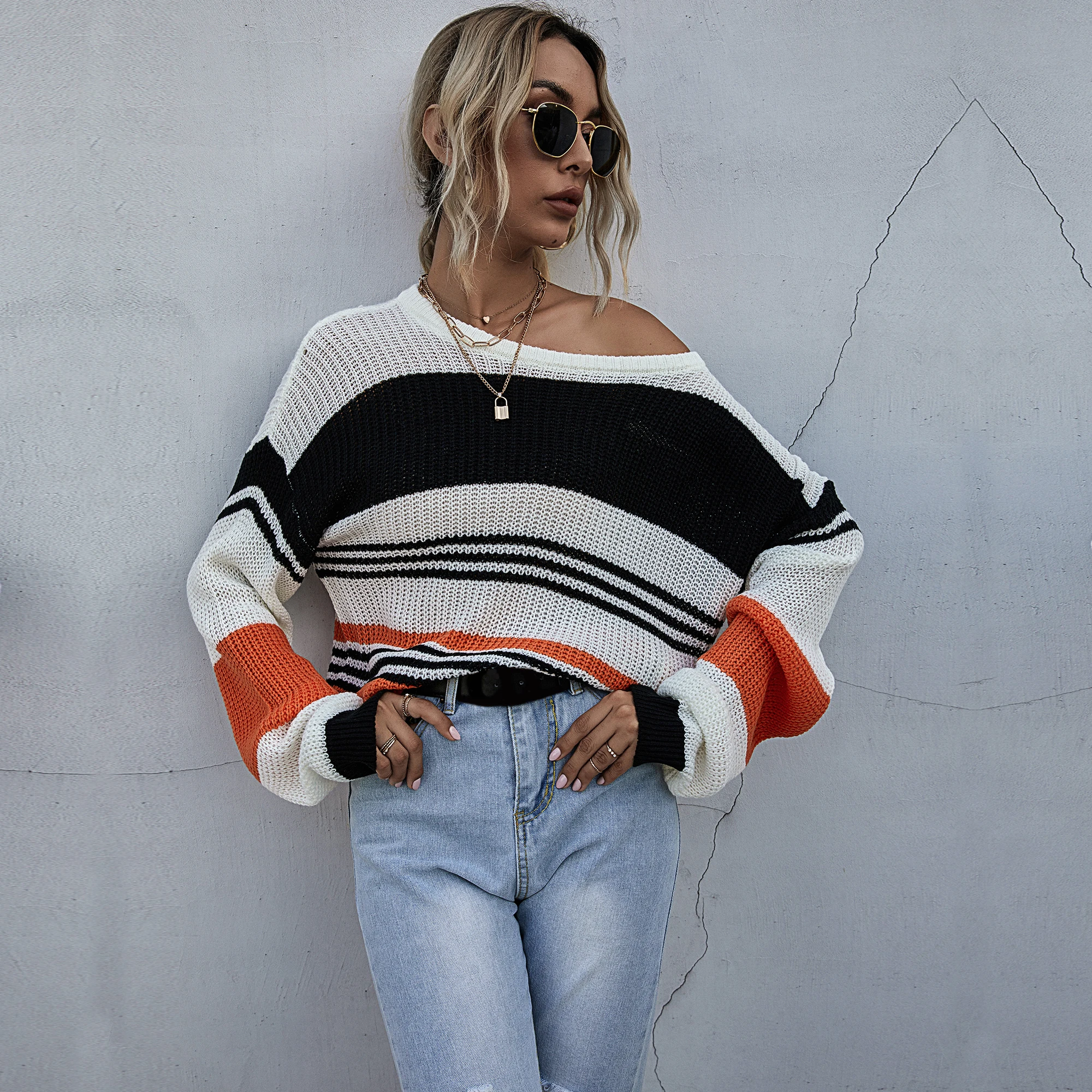 

Women Casual Striped Knitted Sweater O-neck Oversized Jumper Girls Tops Fashion 2020 New Arrivals Autumn Vintage Women Sweater