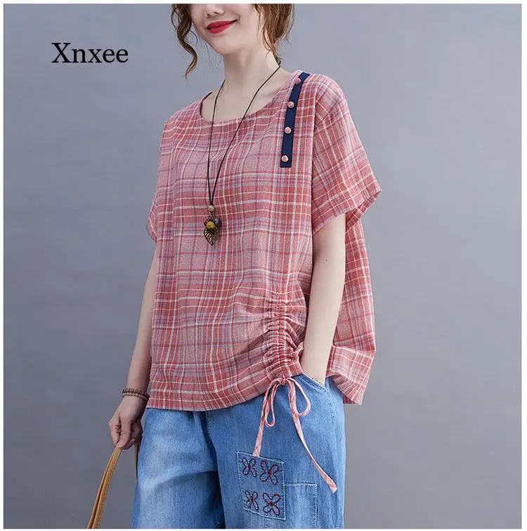 

Футболка женская льняная в клетку, Удобный Повседневный Топ с коротким рукавом, круглым вырезом и поясом, на пуговицах, свободного покроя, в ...