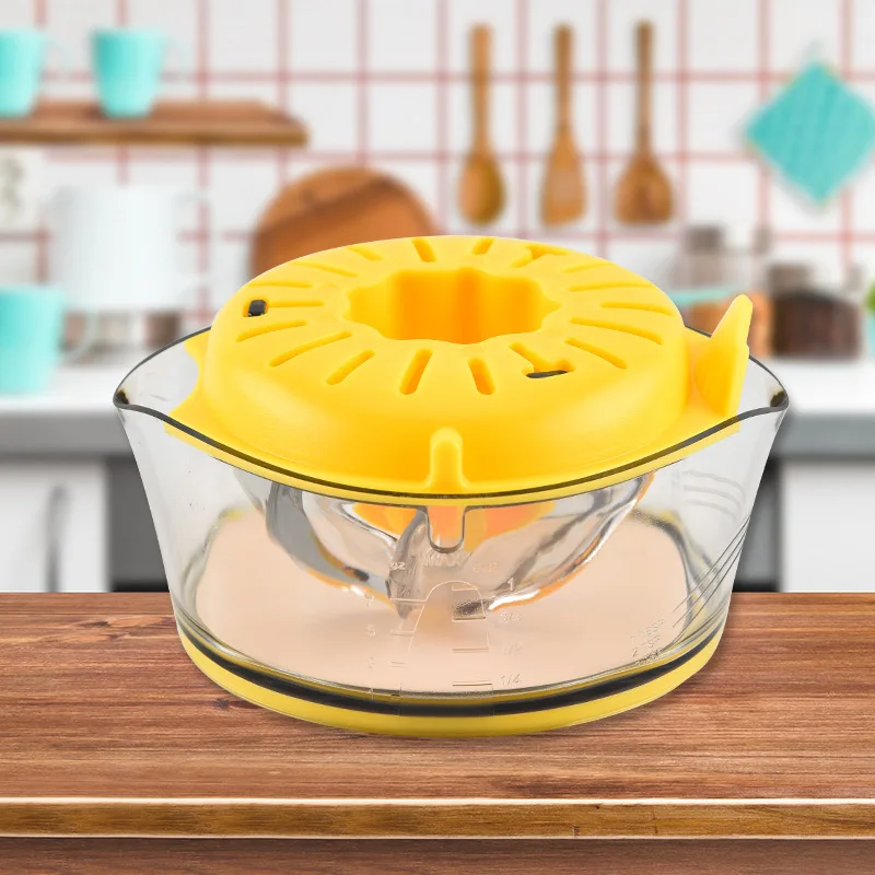 

Citrus Orange Squeezer Manual Hand Juicer Lime Press Anti-Slip Reamer with Strainer and Container, Yellow