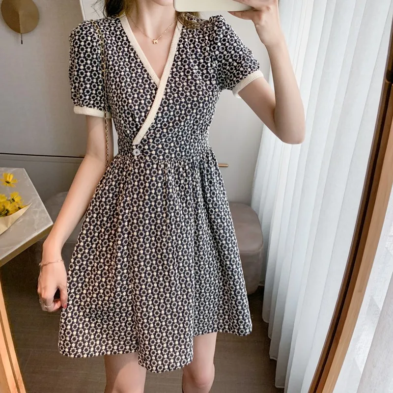 

2021 New Summer Short Sleeve Dress Women Fashion Vintage Embroidery Clothing Ladies High Waist Elegant Mini A-Line Dresses Lady