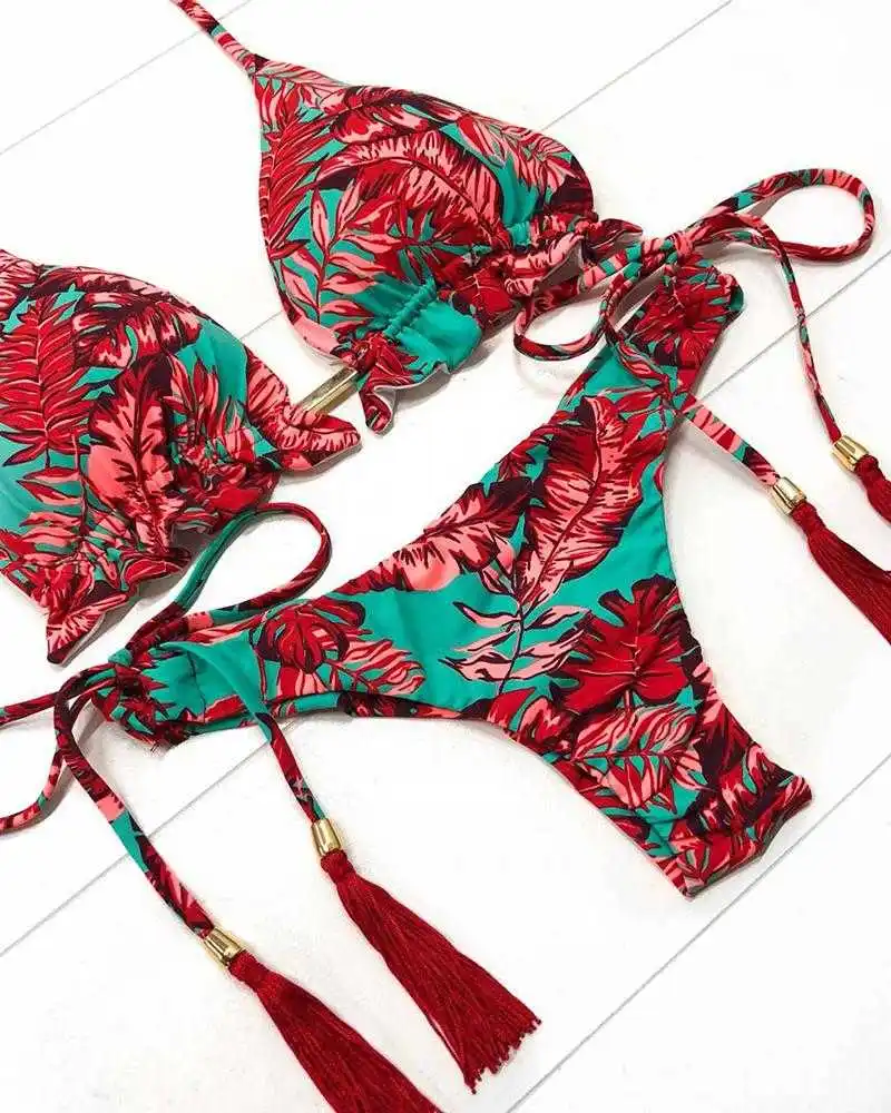 

Sexy women's bikini suit, low-cut bathing suit, beach fashion, bikini, strap, tropical, elegant print, summer,