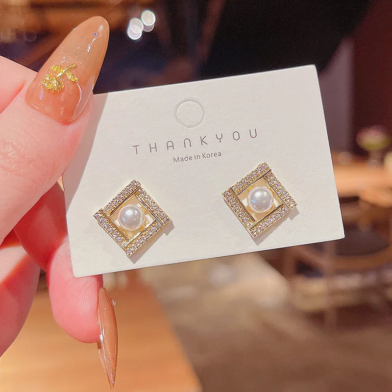 

S925 Silver Needle French Geometric Micro-set Diamond Pearl Earrings Female Super Fairy Fashion Temperament Earrings Square
