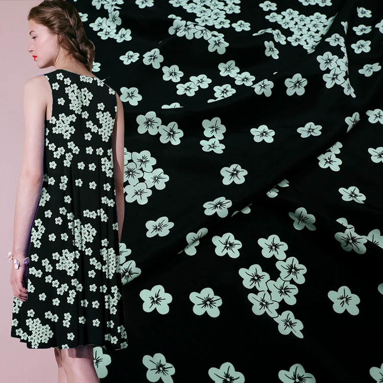 

По индивидуальному заказу, маленькие plum с цифровым цветочным принтом шелковая крепдешиновая одежды платье ткань Чуи Shun шелк тутового шелко...