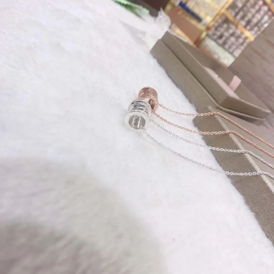 

Classic charm, fashionable temperament and elegant waist necklace, a holiday gift for ladies