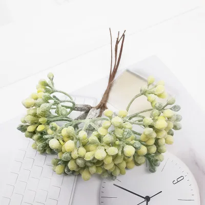 Светло-желтый 6 шт. Stamen фрукты Искусственные Рождественские цветы для украшения свадьбы diy ВЕНОК ручная вышивка подарок коробка искусственный цветок для альбомов - Цвет: Светло-желтый