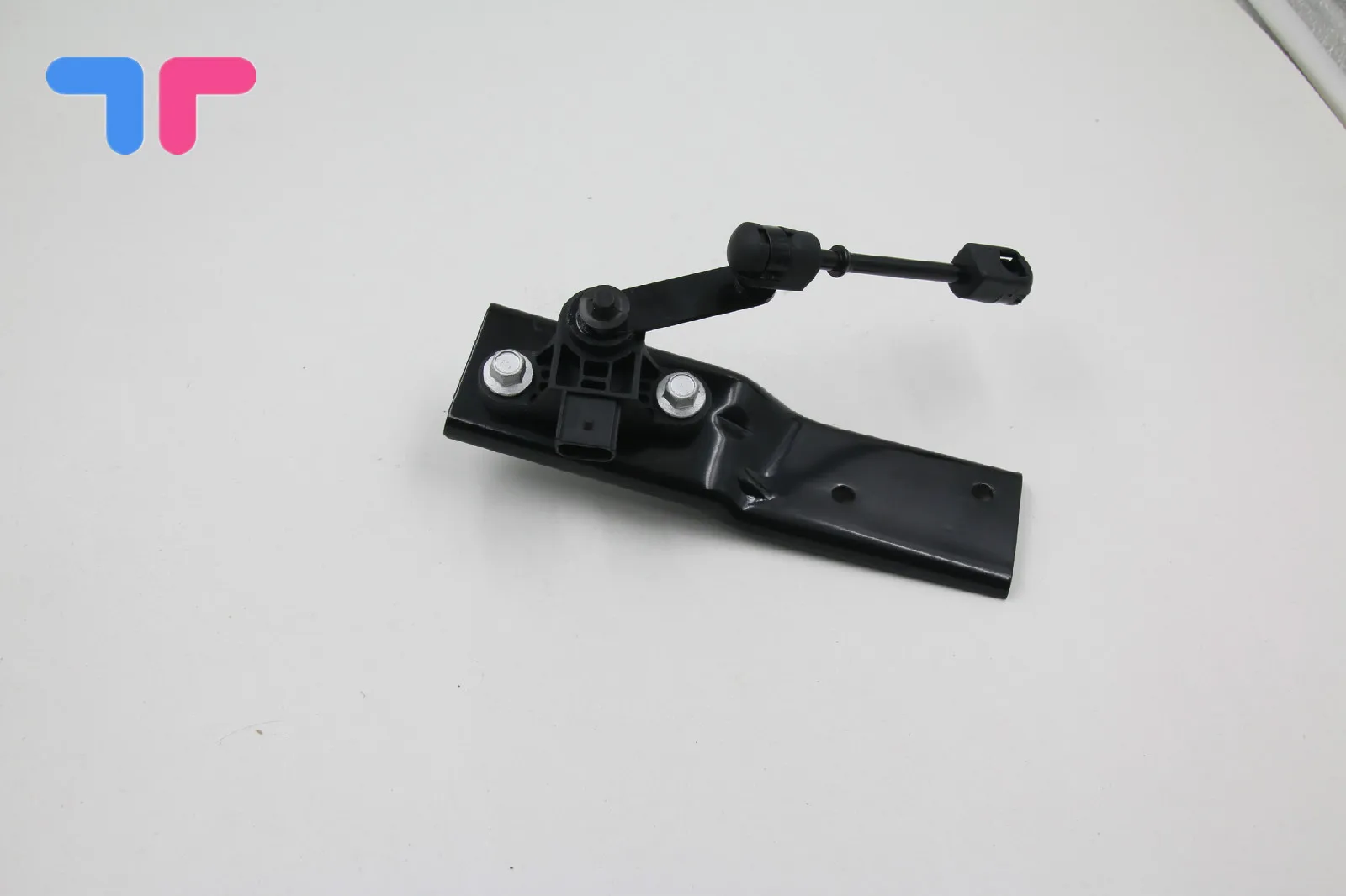 

New 8L1Z5A967A Air Suspension Sensor For Lincoln Navigator For Ford Expedition 2007-2014 Front Right