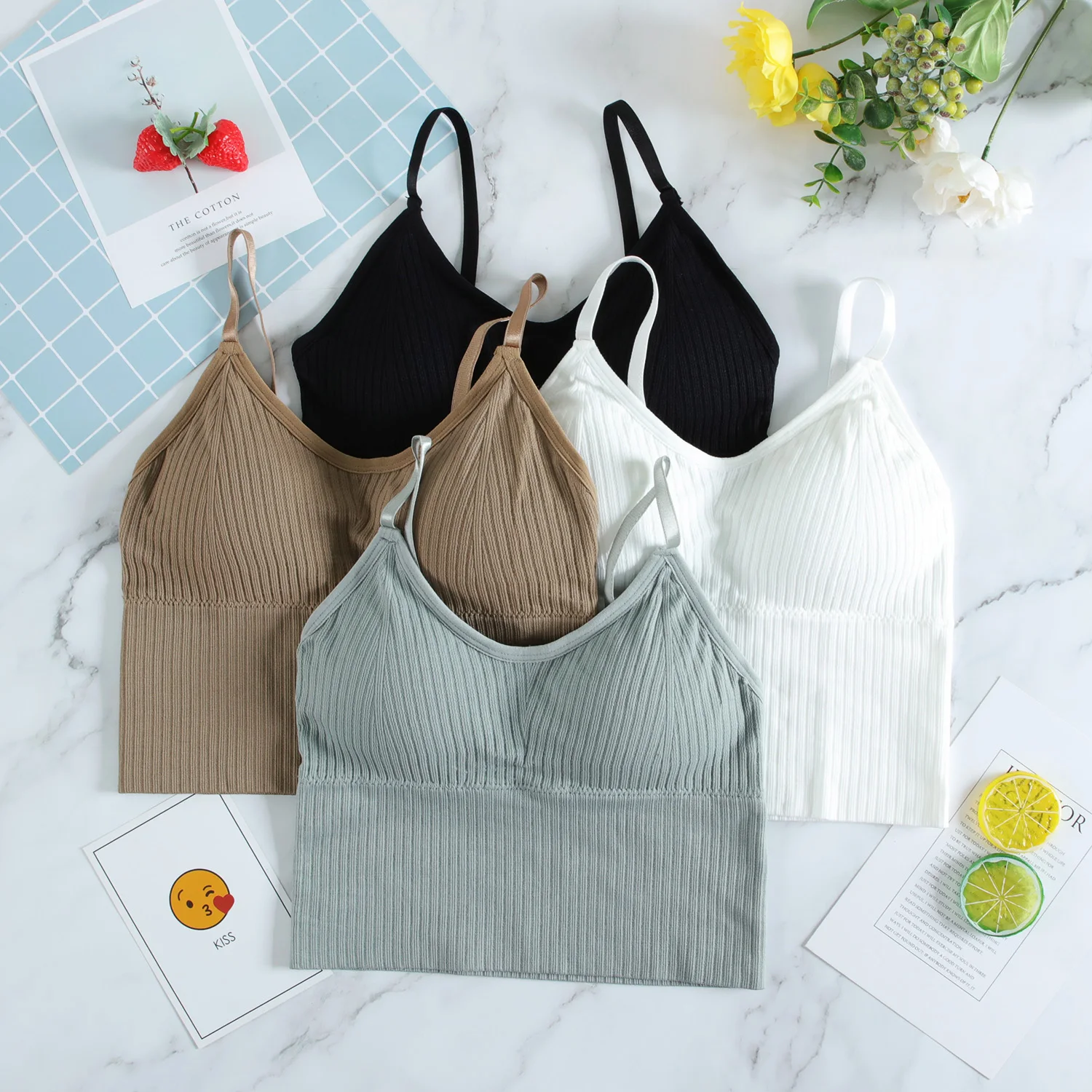 Топ женский спортивный бесшовный укороченный топ без рукавов майка уличная