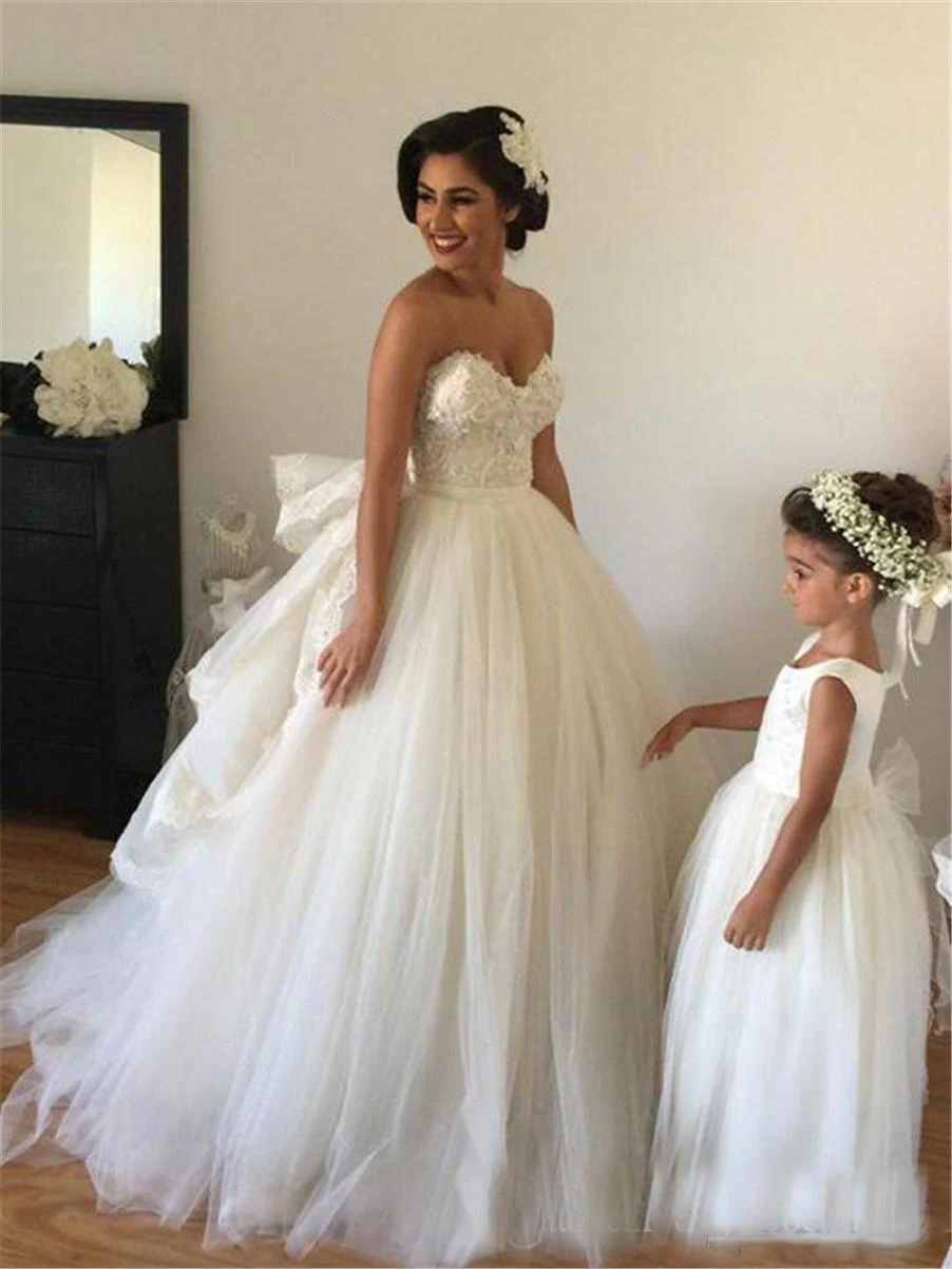 

2020 Luxury Off The Shoulder Wedding Dresses Sweep Train Sweetheart Beaded Bodice Tulle Vintage Ball Gown Wedding Gowns