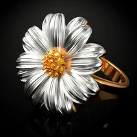 hot sale lovely daisy flower double color golden rings women simple elegant engagement ring party jewelry bague factory outlet