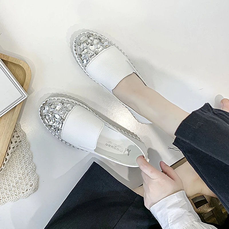 

Rhinestone Flat Platform Shoes Women Thick Sole Single Shoes Women Round Toe Flats Leisure Chunky Shallow Shoes Mujer 2021
