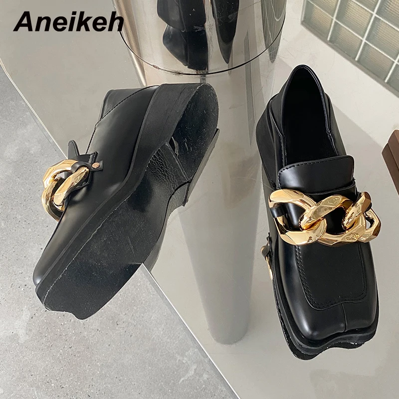 

Aneikeh 2021 Spring/Autumn New Fashion Round Toe Metal Chain Squared Heel Patent Leather Solid Casual Women's Lefu shoes 35-39