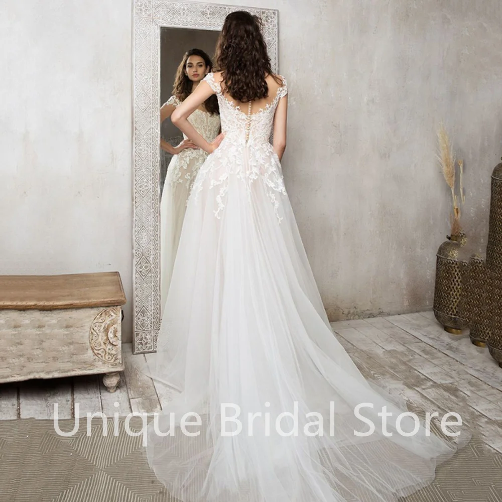 

Elegant Lace Wedding Dress A-Line Boat Neck Short Sleeves Backless Appliques Court Train Bridal Gowns 2021 Vestidos De Noivas