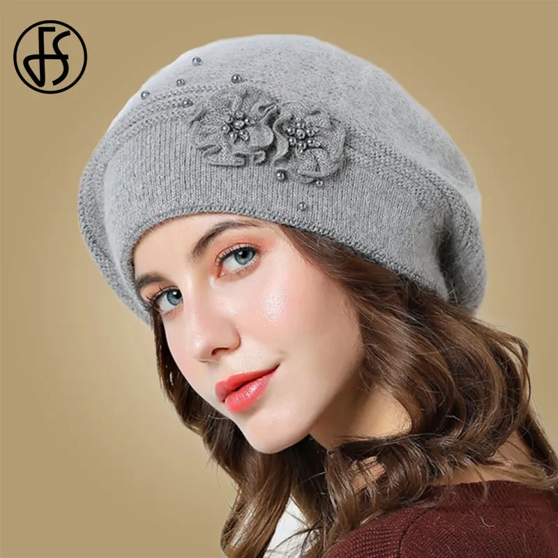 Женский вязаный берет из меха кролика FS теплый с большим цветком осенне зимний