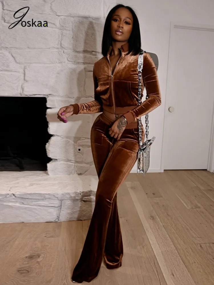 

Joskaa Zipper Pockets Cropped Flare Long Pants Matching Fall 2021 Casual Tracksuits Velet Two Piece Set Women Clothes