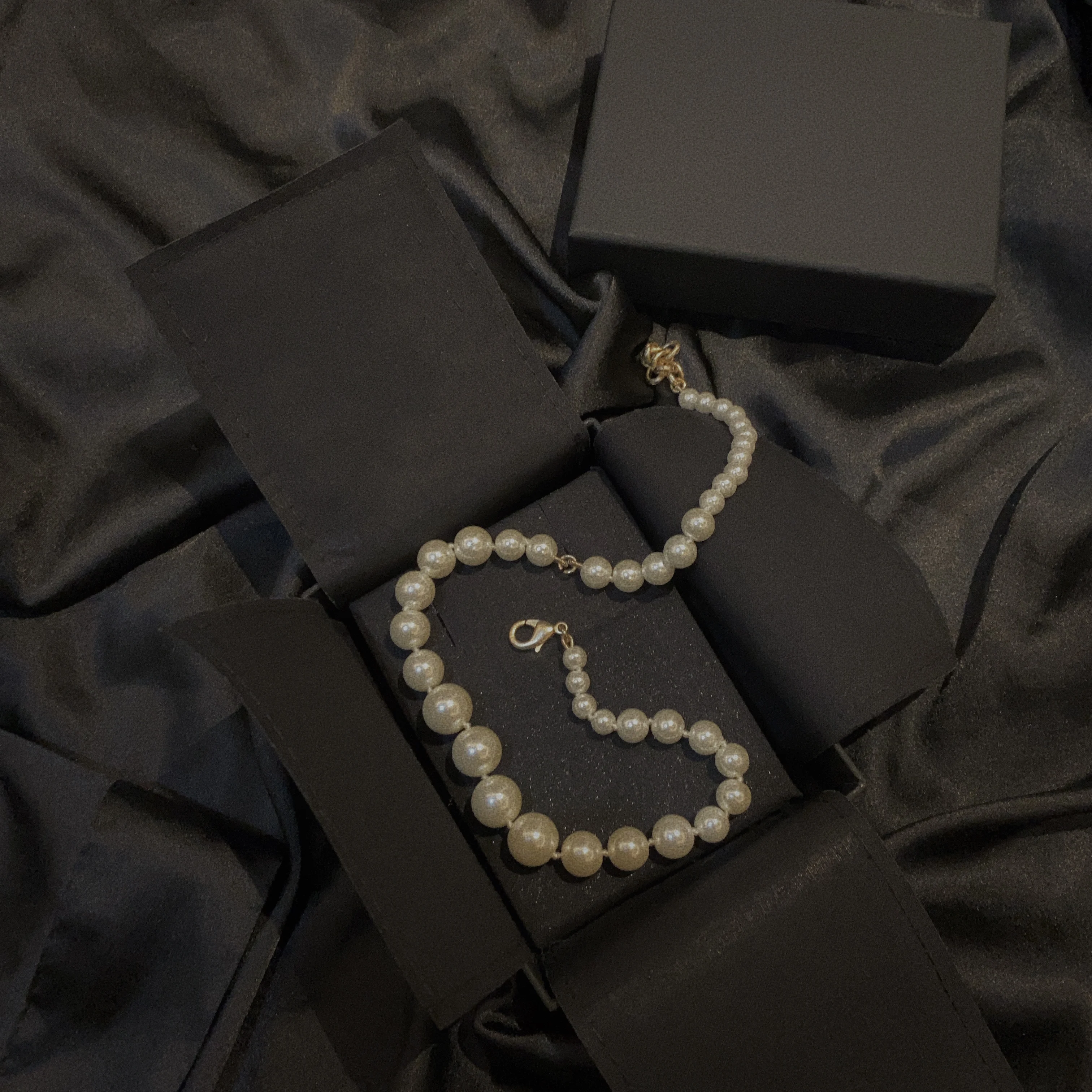 

Popular Original Fashion Brand Women Female 2021 Winter Jewelry Necklace Pearl Quality Luxury Chain Choker Logo Christmas Gift
