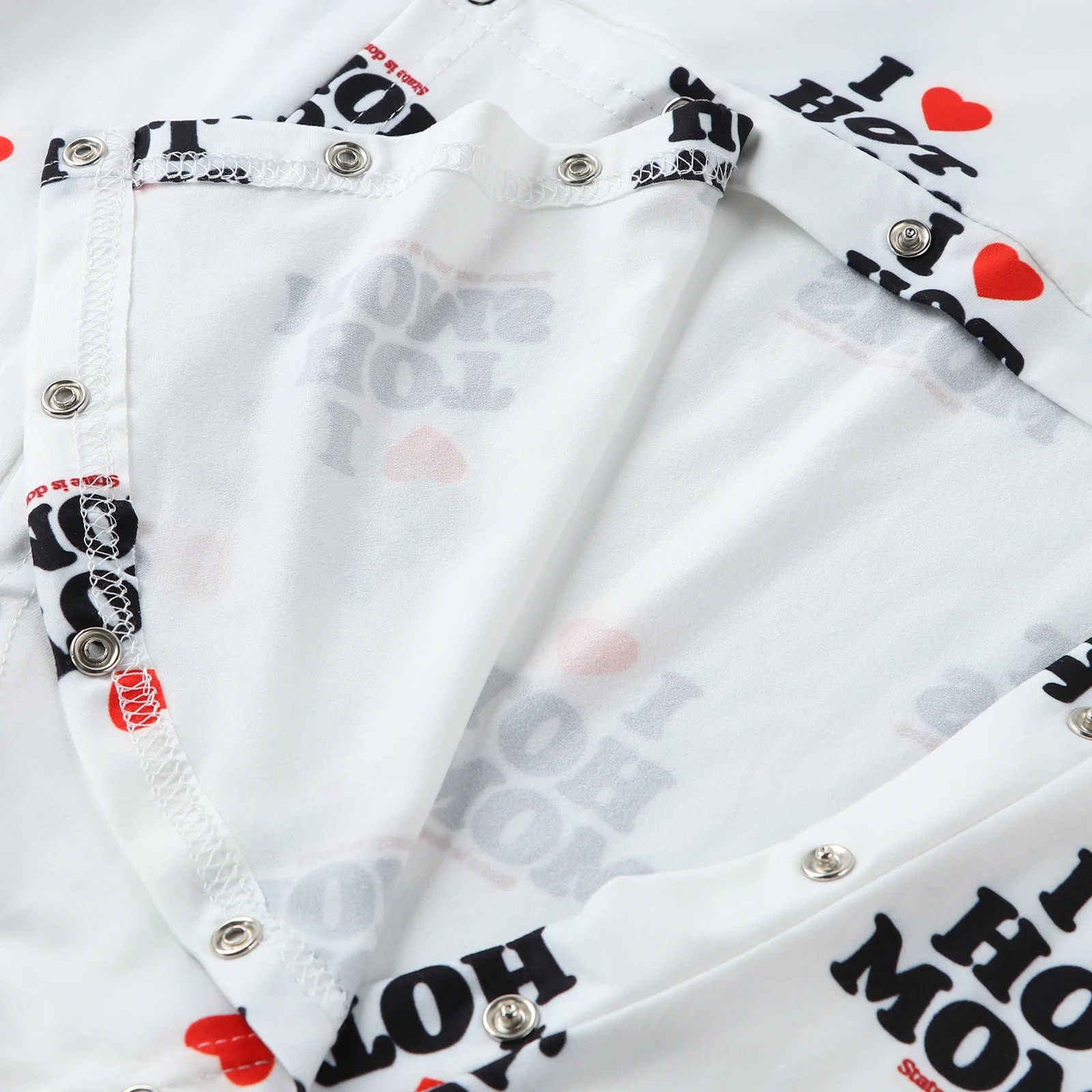 

New Sexy Women Deep V-neck Bodycon Sleepwear Jumpsuit Bodysuit Shorts Romper Bodysuit Leotard Long Sleeve Print Button Bodysuit