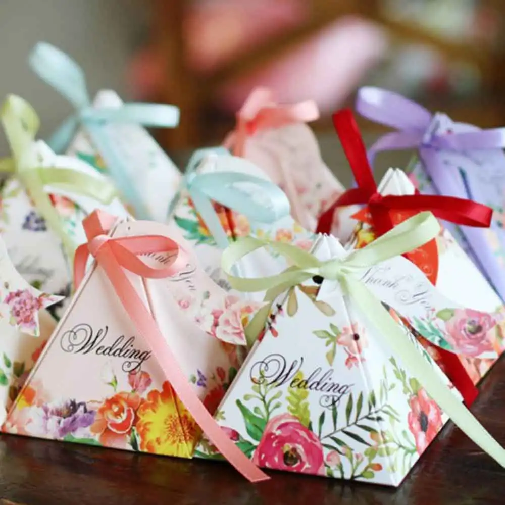 50 шт./лот Свадебная коробка для конфет с лентой треугольные Подарочные коробки
