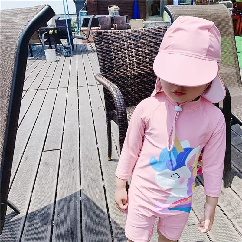 Детский слитный купальник с радужным мультяшным единорогом детские купальные