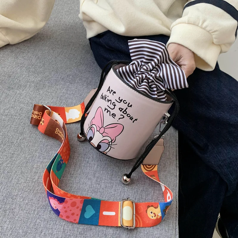 

2021 Disney Fashion Ladies Cosmetic Bag Cute Cartoon Mickey Shoulder Messenger Bag Casual PU Square Storage Girl Coin Purse