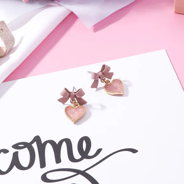 Классические Акриловые женские красивые серьги-гвоздики в форме сердца милые