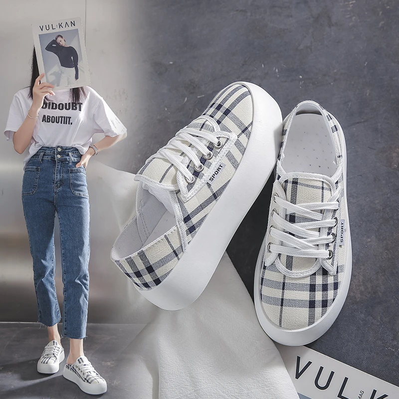 

Women's Canvas Shoes Platform Sole Shoes 2021 Fall Trend Lazy Shoes Comfortable Light Sandals Casual Half Slippers Vulcanization