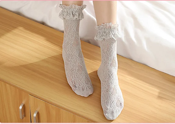 

Sweet Retro Woman Lolita Ruffled Casual Lace Princess Short Socks Kawaii Meias Sox Pink Black White Gray Beige for Ladies Girls