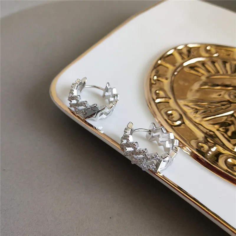 RUIYI 925 Sterling Silver Women Super Mini Wedding Earrings Fashion Girls Wavy Pattern Design AAA Zircon Setting Stud | Украшения и