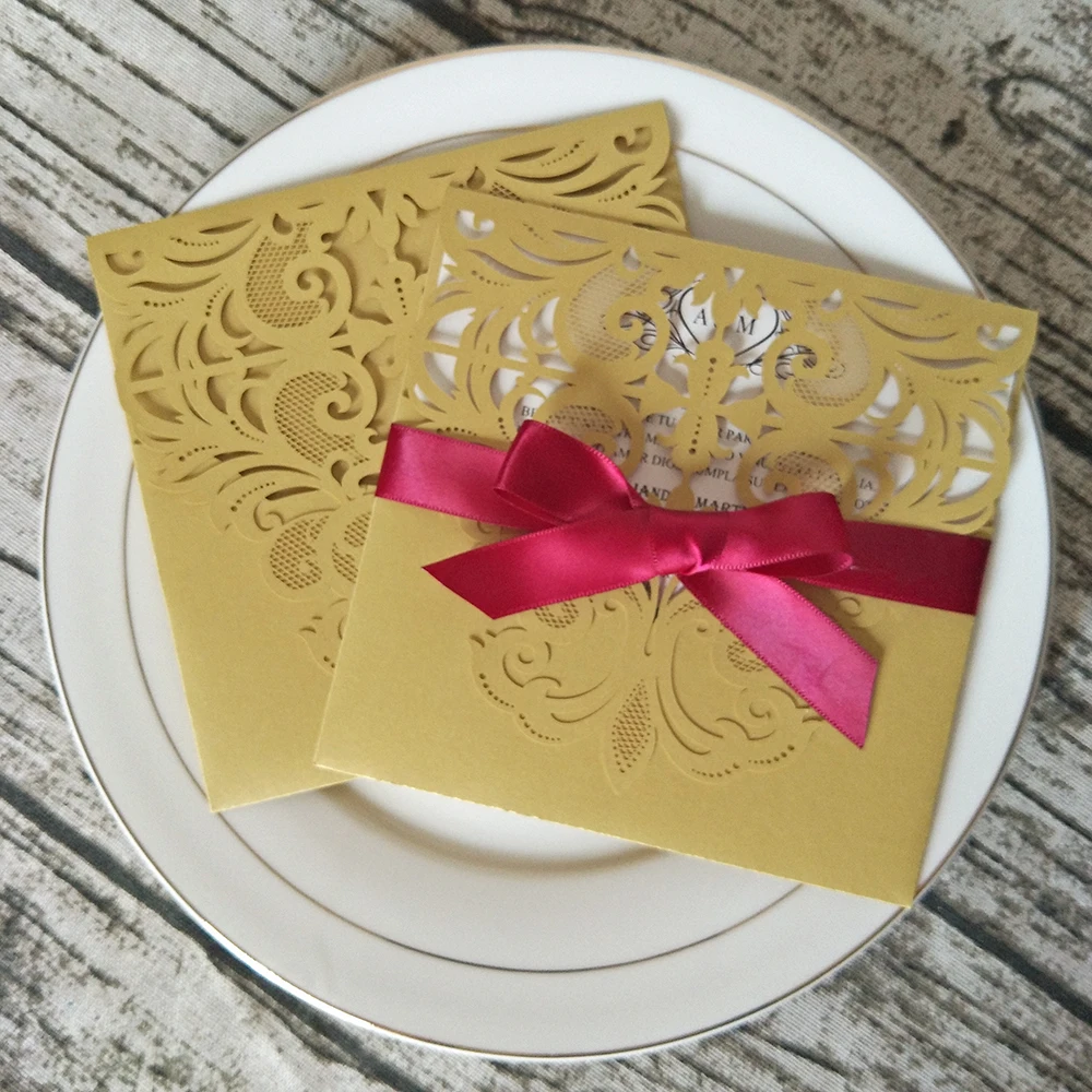 50pc Gold Shimmer Lace Wedding Invitations with Burgundy Ribbon Personalzied Print Laser Cut Quinceanera Invites | Дом и сад