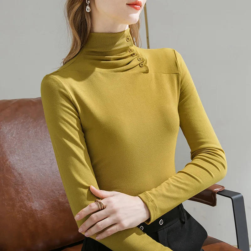 

Women's long sleeve T-shirt in autumn and winter