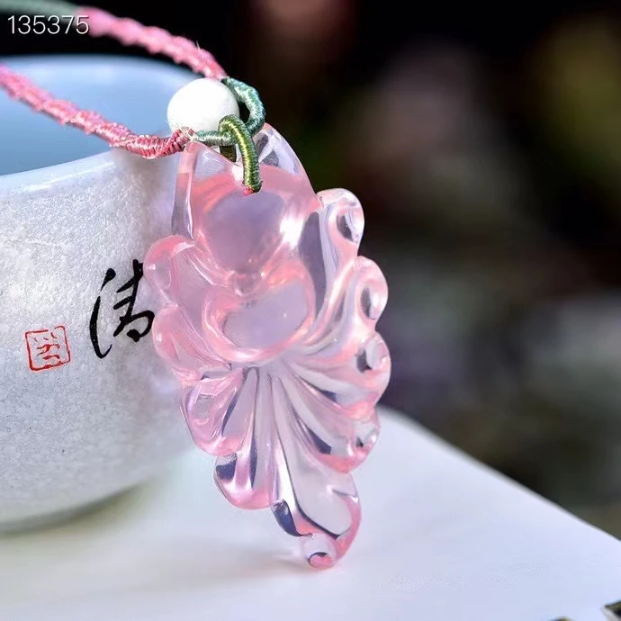 

Newly Natural Pink Rose Quartz Star Light 9 Tails Fox Pendant 45*25*13mm Necklace Women Men Heart Love Jewelry AAAAA