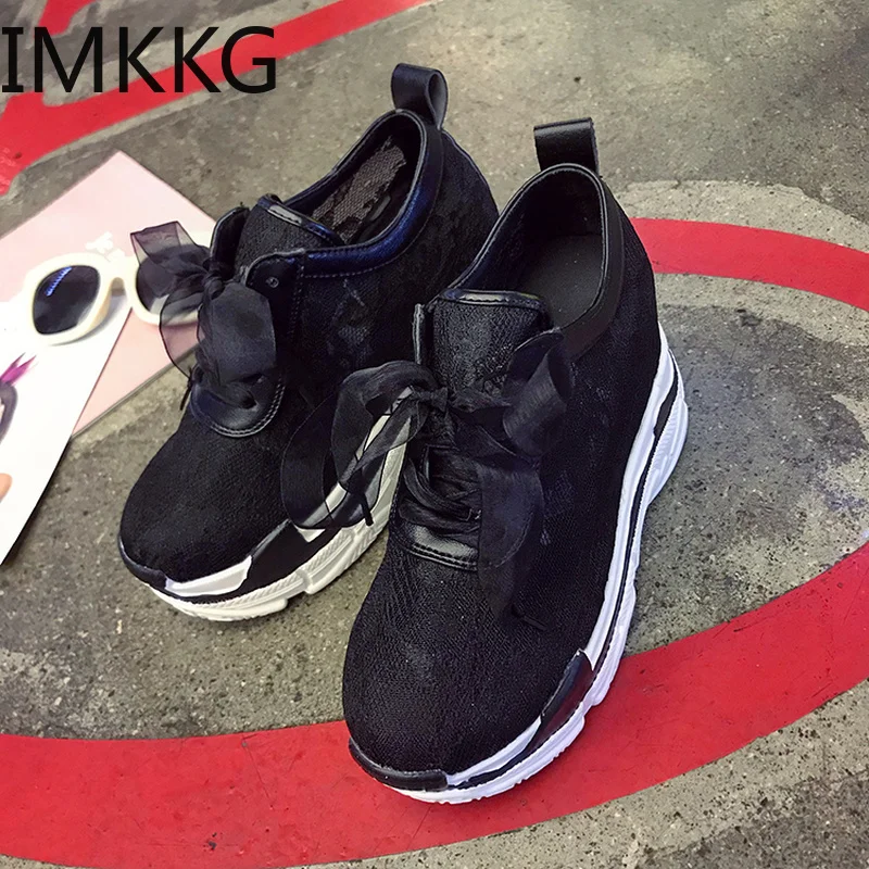 Кроссовки женские сетчатые Уличная обувь на платформе высокий каблук дышащие