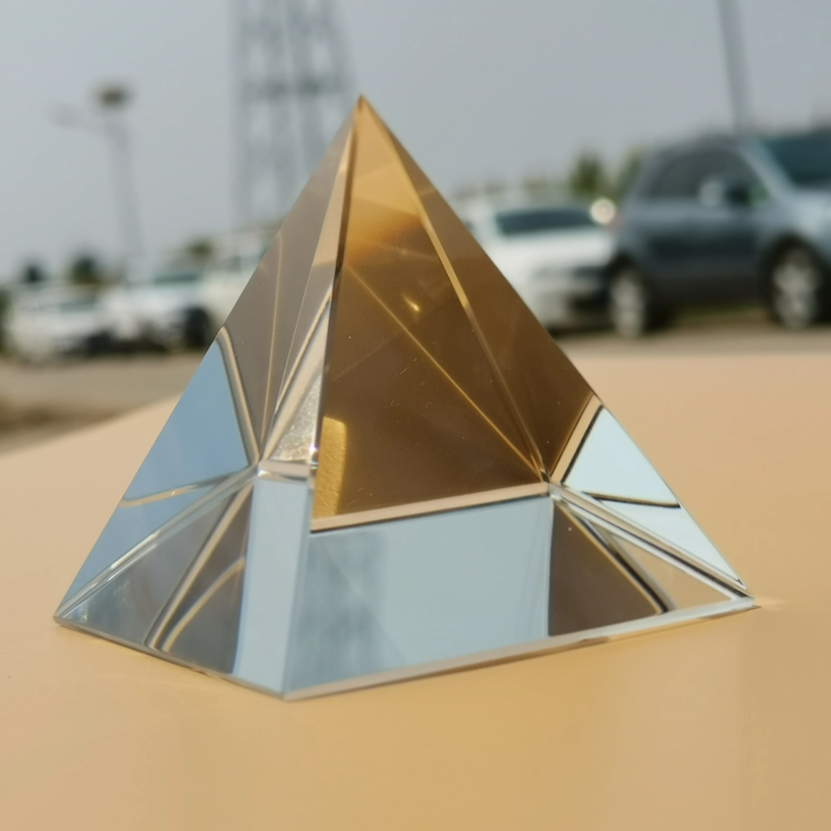Egyptian Pyramids K9 Glass Pyramid 80mm Rainbow Crystal Photography Triangle Light Guide Science Optics Teaching Spectrum Tools