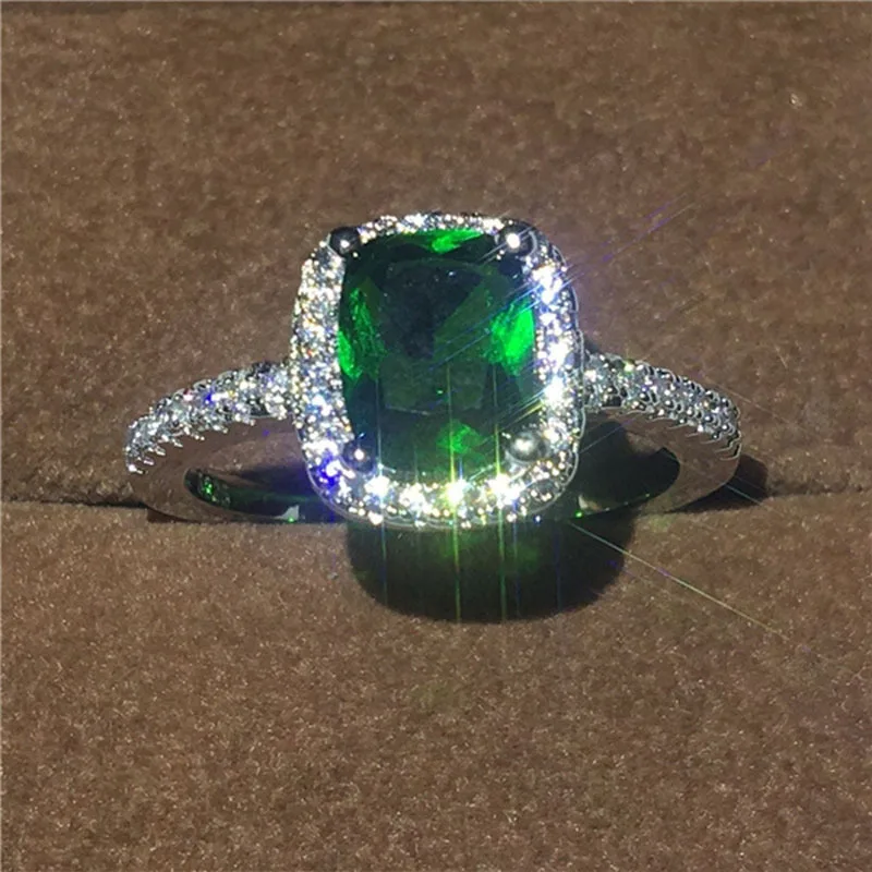 

Romantic Fashion Emerald Ring Square Inlaid Diamond Gorgeous Jewelry Holiday Gift for Women Men Wholesale Direct Sales