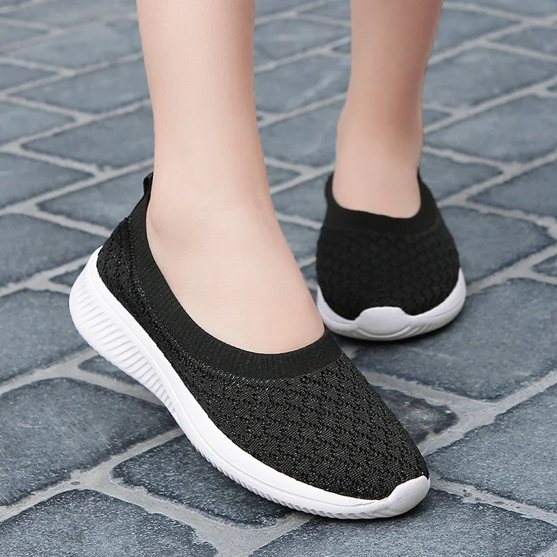 

Light Weight Casual Sock Tennis Shoes for Women 2021 Breathable Mesh Summer Vulcanized Sneakers Outdoor Slip-On Zapatillas Mujer