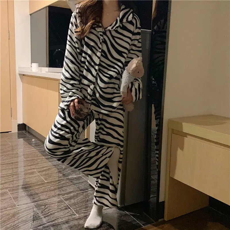 Бархатные пижамные комплекты в полоску зебры женские классические плюшевые