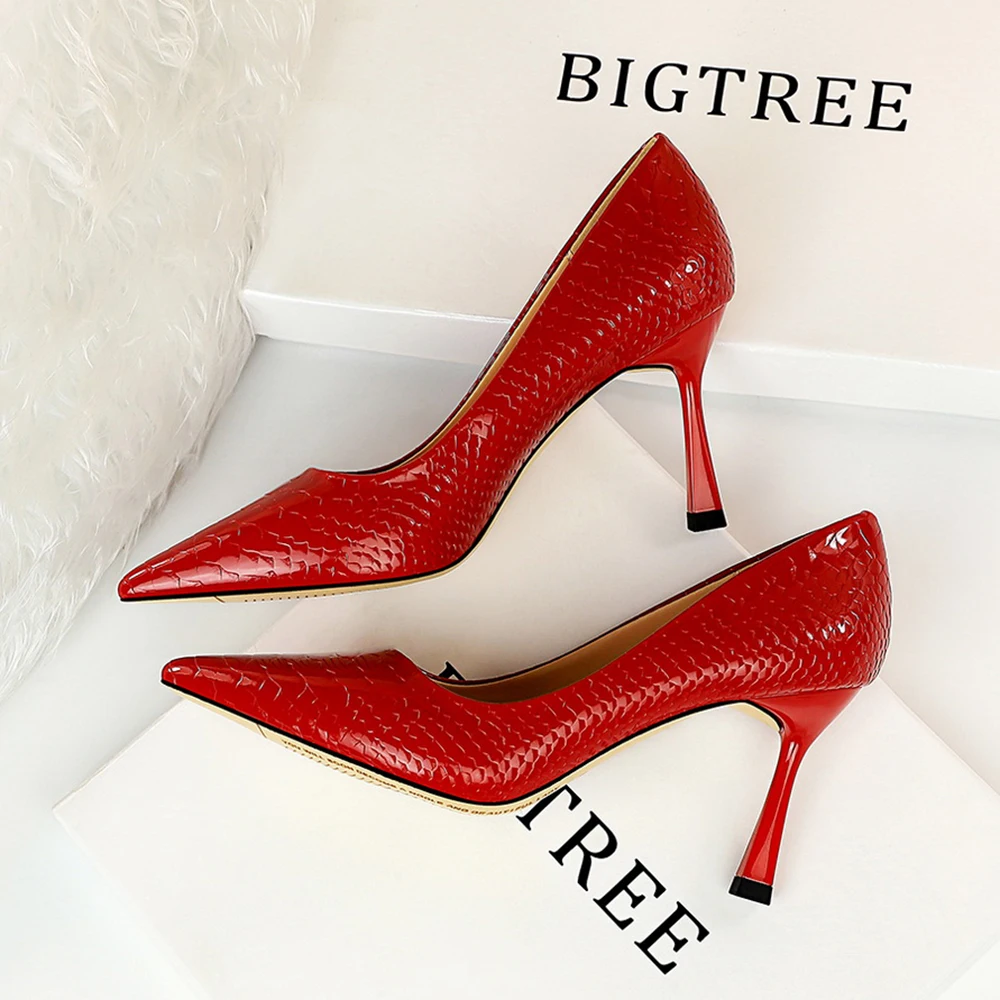 2020 модные сексуальные туфли для ночного клуба змеиная блестящая лакированная